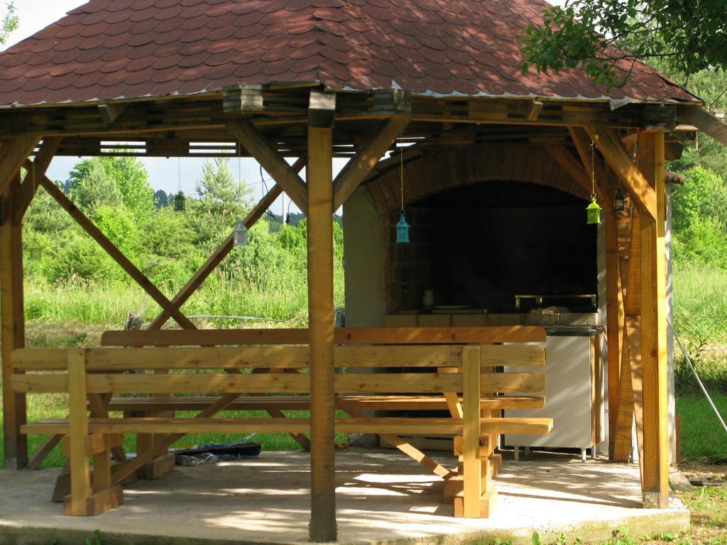 Apartments Eco Forest Resort Rakovica Exterior foto